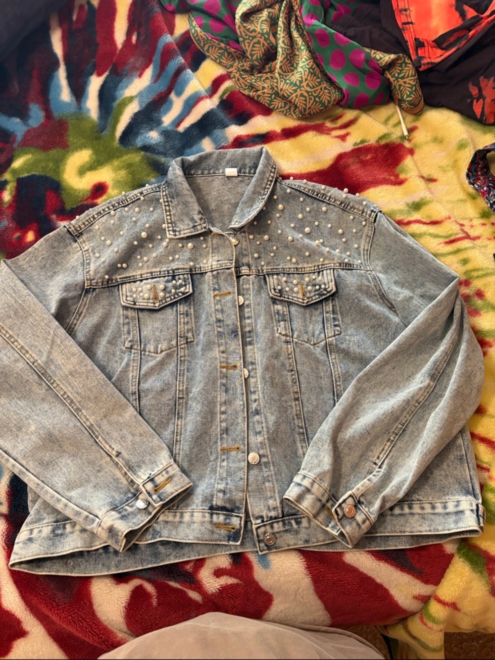 Women's Pearl-Embellished Light Wash Denim Jacket